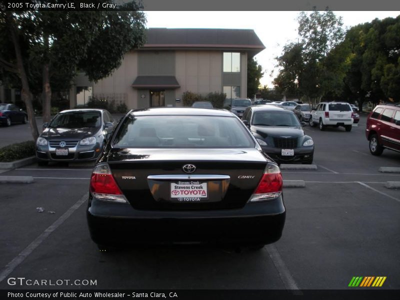 Black / Gray 2005 Toyota Camry LE