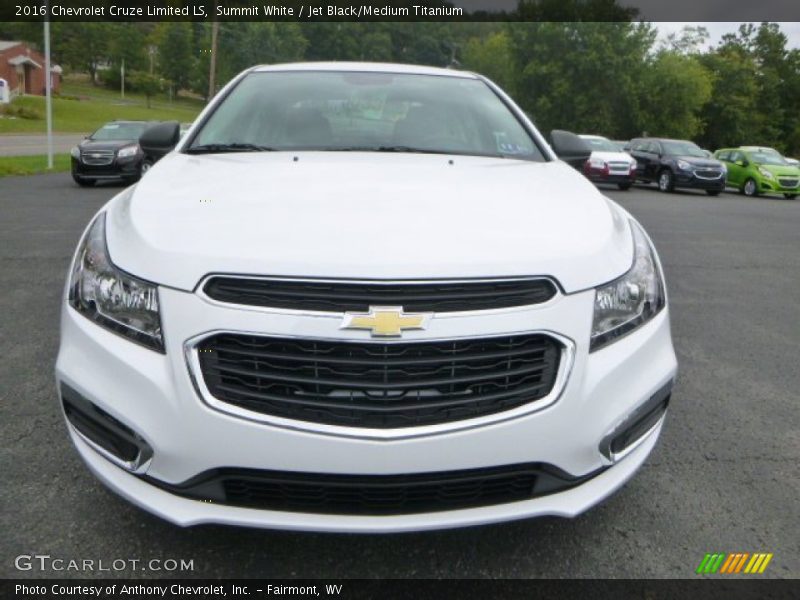 Summit White / Jet Black/Medium Titanium 2016 Chevrolet Cruze Limited LS