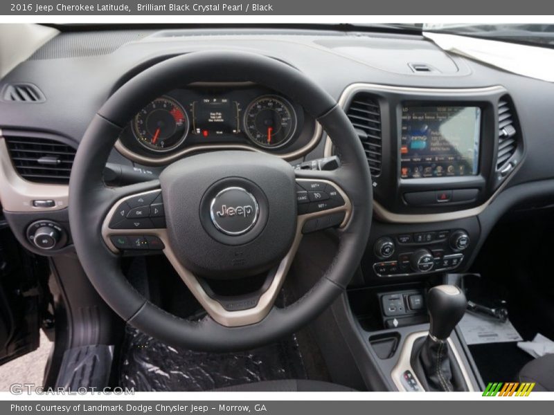 Brilliant Black Crystal Pearl / Black 2016 Jeep Cherokee Latitude
