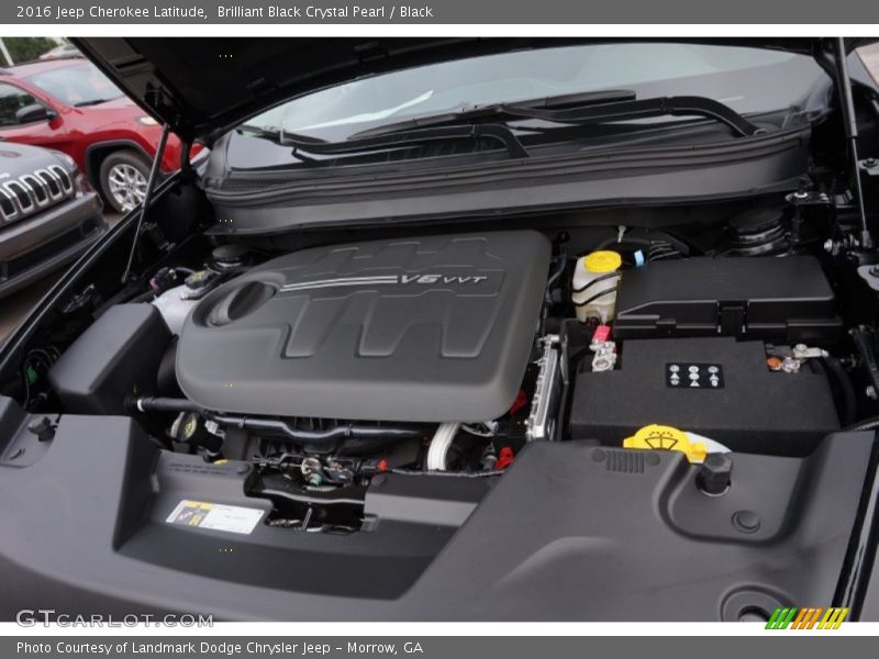 Brilliant Black Crystal Pearl / Black 2016 Jeep Cherokee Latitude