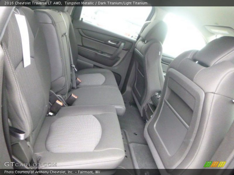Tungsten Metallic / Dark Titanium/Light Titanium 2016 Chevrolet Traverse LT AWD