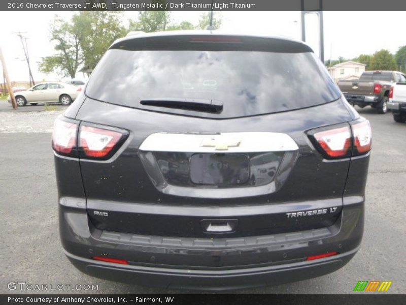 Tungsten Metallic / Dark Titanium/Light Titanium 2016 Chevrolet Traverse LT AWD