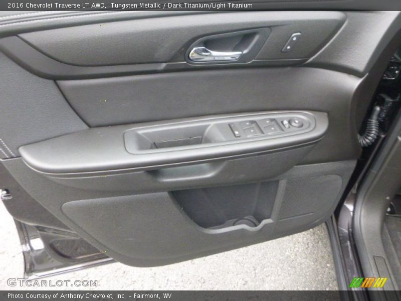 Tungsten Metallic / Dark Titanium/Light Titanium 2016 Chevrolet Traverse LT AWD