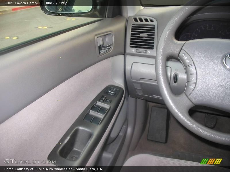 Black / Gray 2005 Toyota Camry LE
