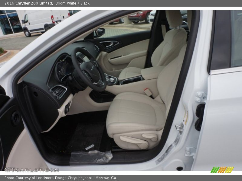 Bright White / Black 2016 Chrysler 200 Limited