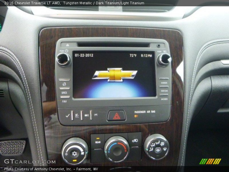 Tungsten Metallic / Dark Titanium/Light Titanium 2016 Chevrolet Traverse LT AWD