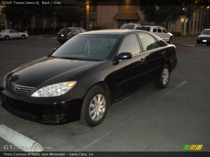 Black / Gray 2005 Toyota Camry LE
