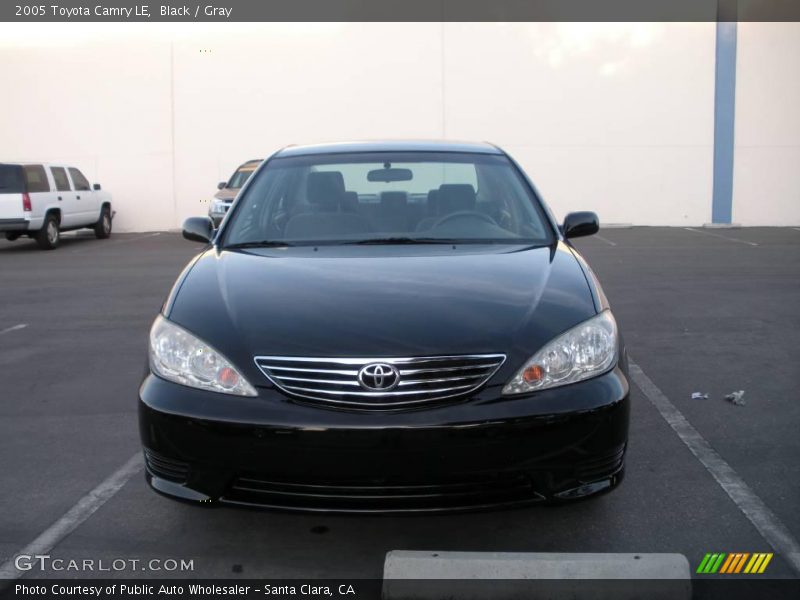 Black / Gray 2005 Toyota Camry LE