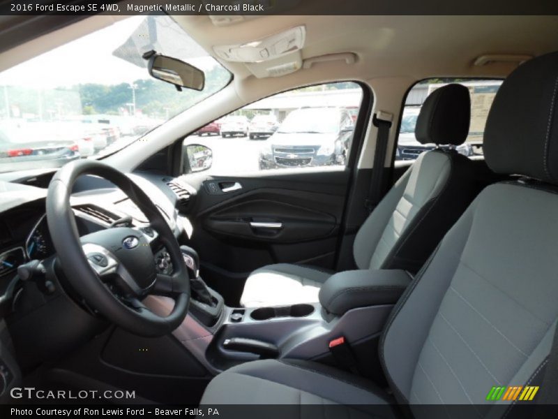 Magnetic Metallic / Charcoal Black 2016 Ford Escape SE 4WD