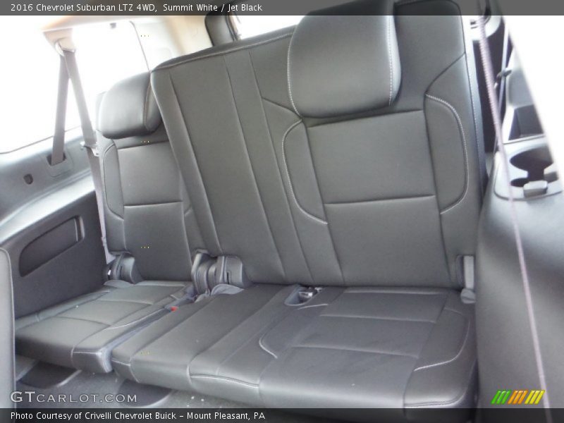 Summit White / Jet Black 2016 Chevrolet Suburban LTZ 4WD