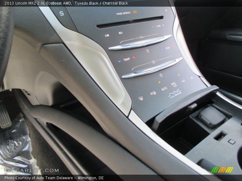 Tuxedo Black / Charcoal Black 2013 Lincoln MKZ 2.0L EcoBoost AWD