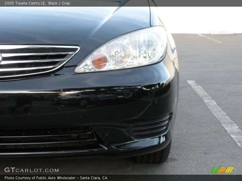 Black / Gray 2005 Toyota Camry LE