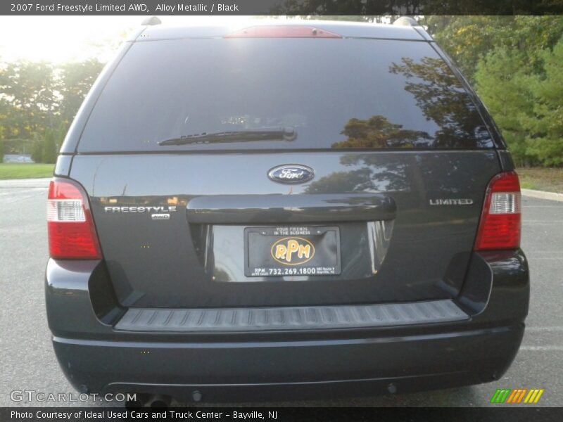 Alloy Metallic / Black 2007 Ford Freestyle Limited AWD
