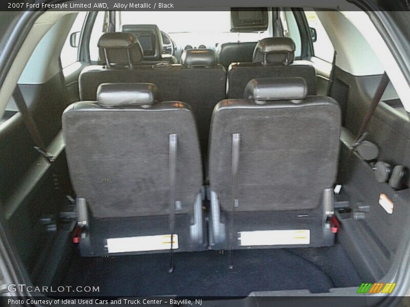 Alloy Metallic / Black 2007 Ford Freestyle Limited AWD