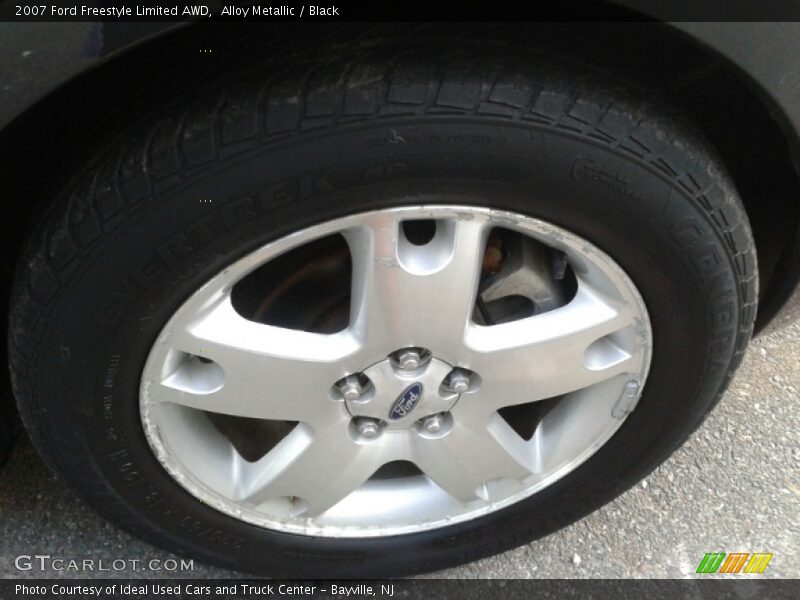 Alloy Metallic / Black 2007 Ford Freestyle Limited AWD