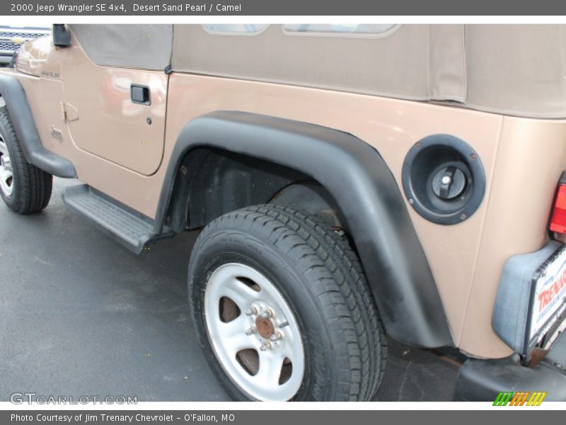 Desert Sand Pearl / Camel 2000 Jeep Wrangler SE 4x4