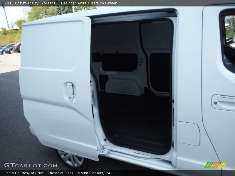 Designer White / Medium Pewter 2015 Chevrolet City Express LS
