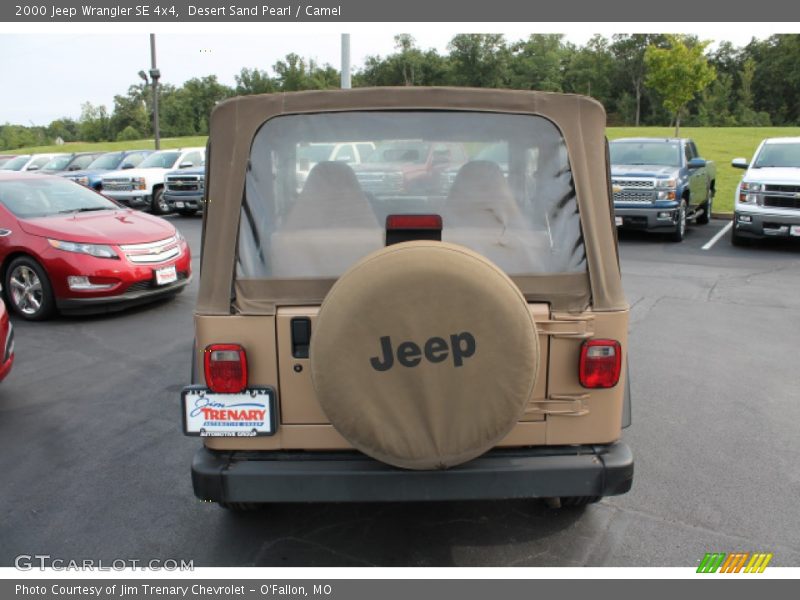 Desert Sand Pearl / Camel 2000 Jeep Wrangler SE 4x4