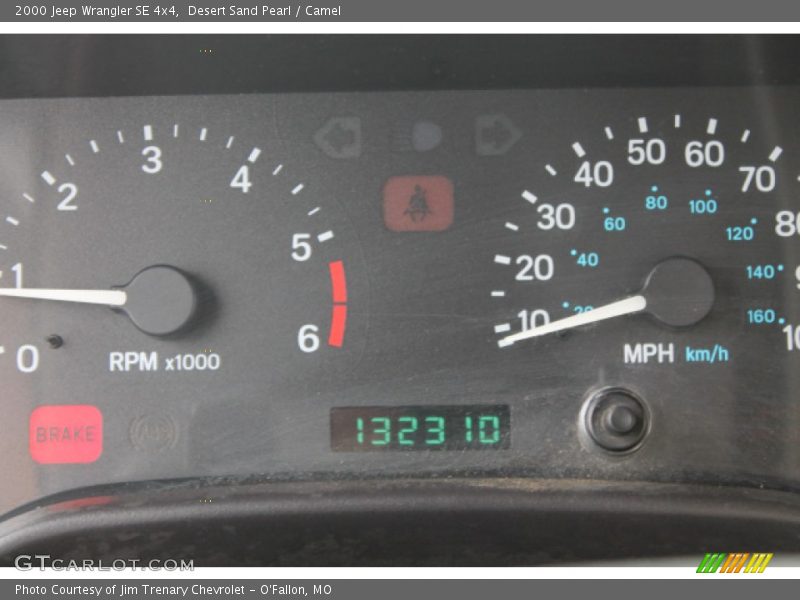 Desert Sand Pearl / Camel 2000 Jeep Wrangler SE 4x4