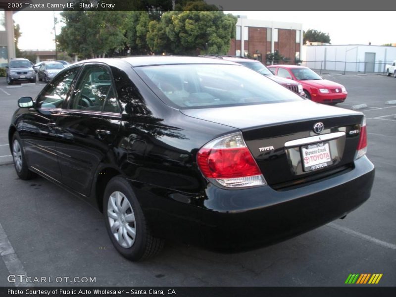 Black / Gray 2005 Toyota Camry LE
