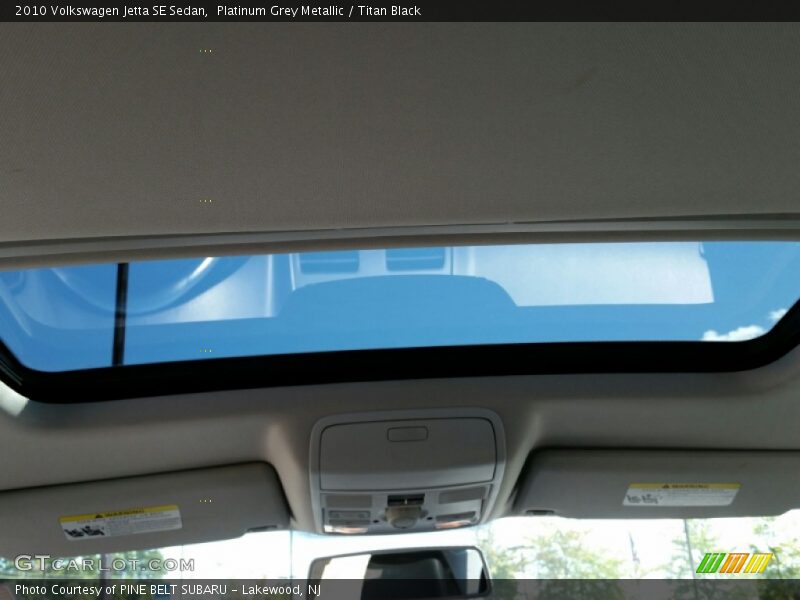 Platinum Grey Metallic / Titan Black 2010 Volkswagen Jetta SE Sedan