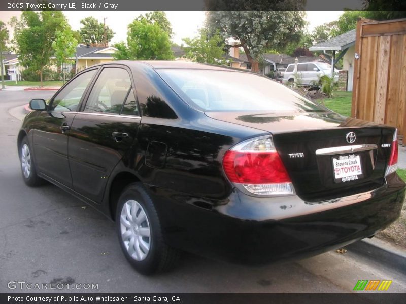 Black / Gray 2005 Toyota Camry LE