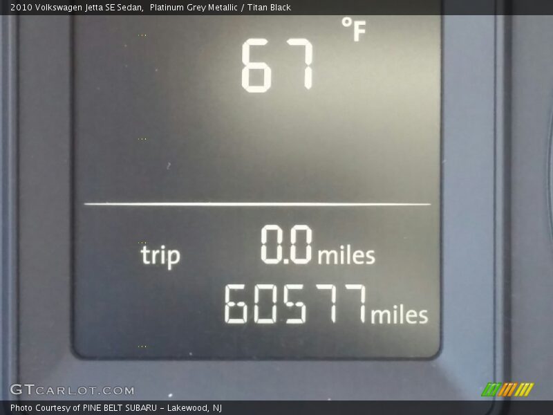 Platinum Grey Metallic / Titan Black 2010 Volkswagen Jetta SE Sedan