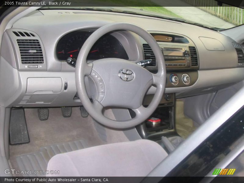 Black / Gray 2005 Toyota Camry LE