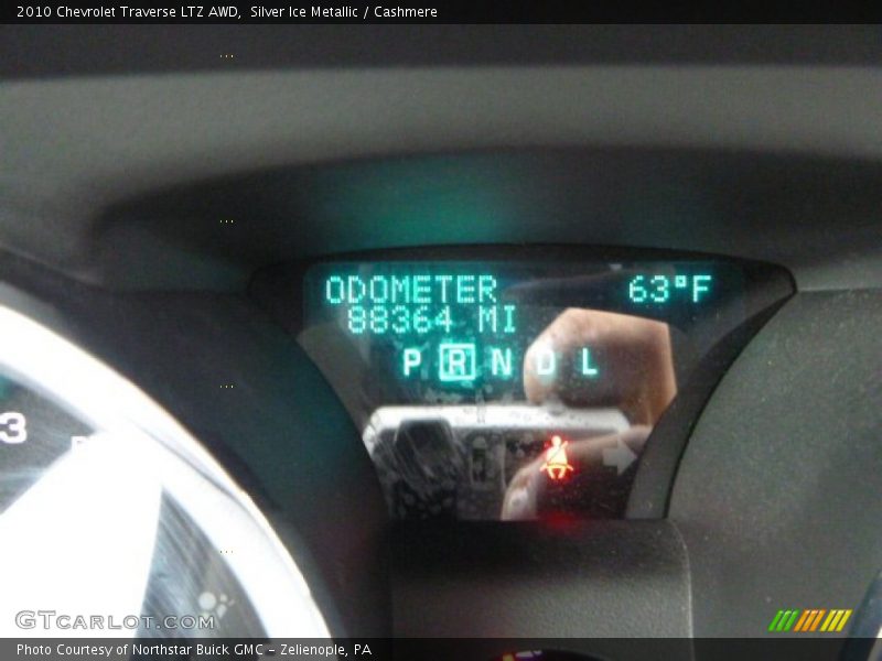 Silver Ice Metallic / Cashmere 2010 Chevrolet Traverse LTZ AWD