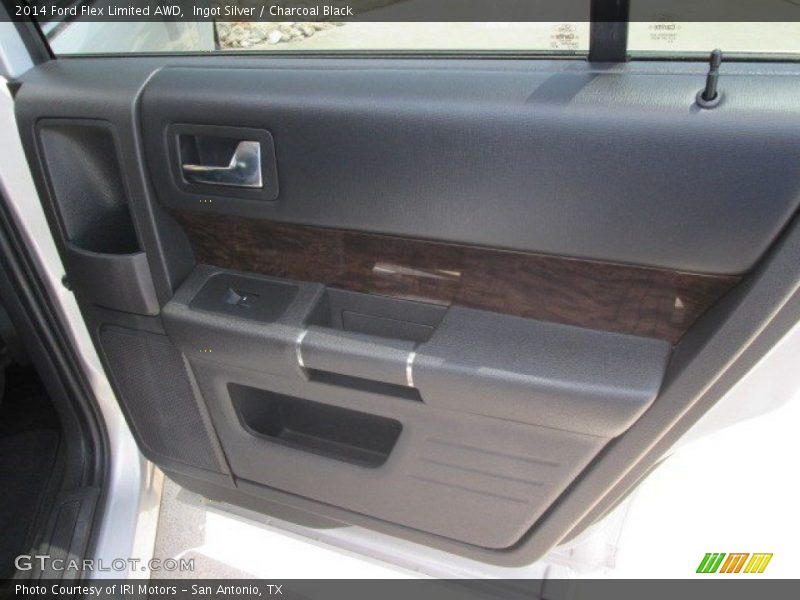 Ingot Silver / Charcoal Black 2014 Ford Flex Limited AWD
