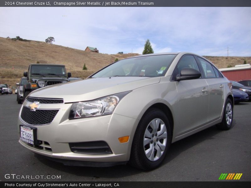 Champagne Silver Metallic / Jet Black/Medium Titanium 2014 Chevrolet Cruze LS