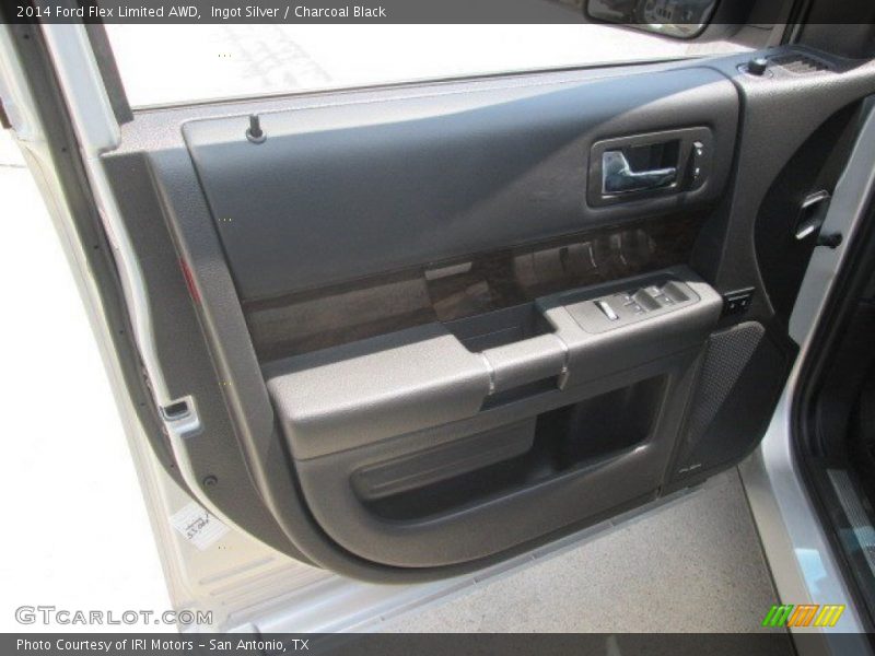 Ingot Silver / Charcoal Black 2014 Ford Flex Limited AWD