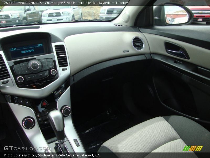 Champagne Silver Metallic / Jet Black/Medium Titanium 2014 Chevrolet Cruze LS