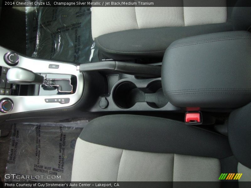 Champagne Silver Metallic / Jet Black/Medium Titanium 2014 Chevrolet Cruze LS