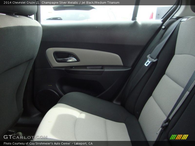 Champagne Silver Metallic / Jet Black/Medium Titanium 2014 Chevrolet Cruze LS