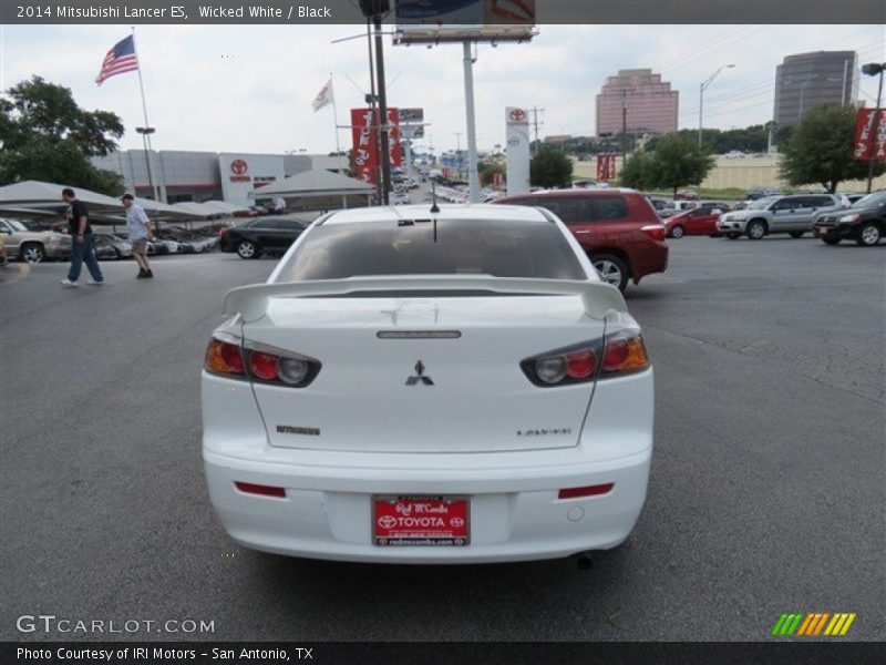 Wicked White / Black 2014 Mitsubishi Lancer ES