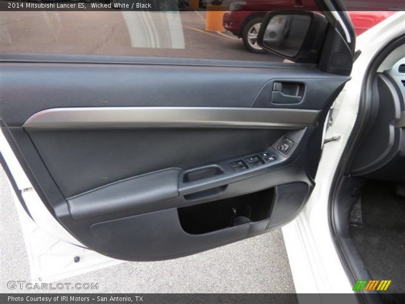 Wicked White / Black 2014 Mitsubishi Lancer ES