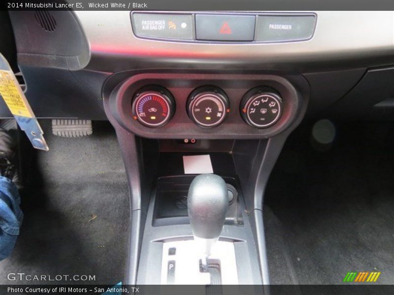 Wicked White / Black 2014 Mitsubishi Lancer ES