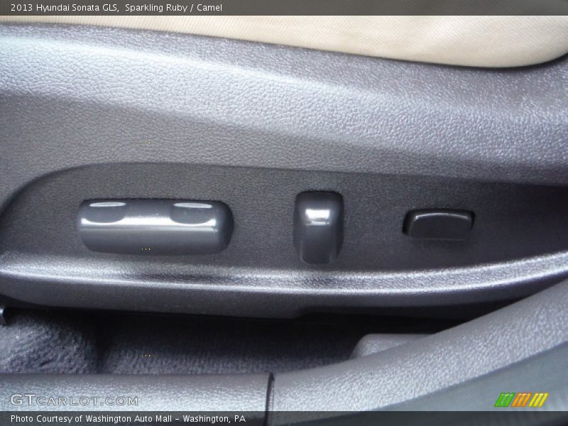 Sparkling Ruby / Camel 2013 Hyundai Sonata GLS