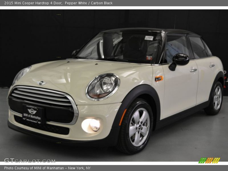 Pepper White / Carbon Black 2015 Mini Cooper Hardtop 4 Door