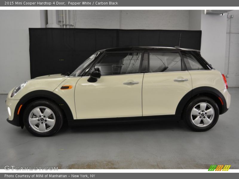 Pepper White / Carbon Black 2015 Mini Cooper Hardtop 4 Door