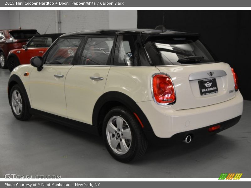 Pepper White / Carbon Black 2015 Mini Cooper Hardtop 4 Door
