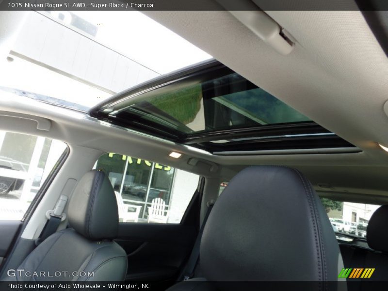 Super Black / Charcoal 2015 Nissan Rogue SL AWD