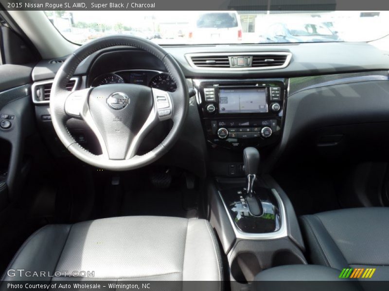 Super Black / Charcoal 2015 Nissan Rogue SL AWD