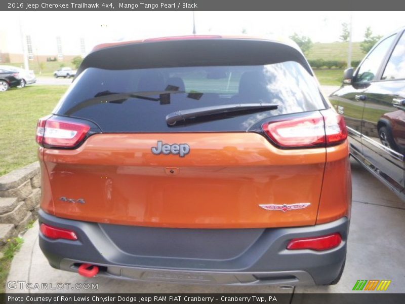 Mango Tango Pearl / Black 2016 Jeep Cherokee Trailhawk 4x4