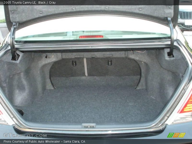Black / Gray 2005 Toyota Camry LE