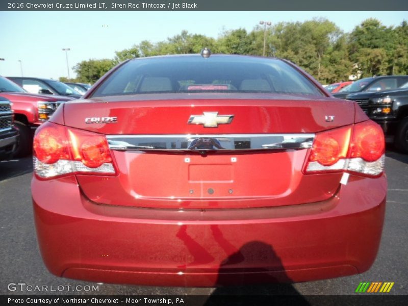 Siren Red Tintcoat / Jet Black 2016 Chevrolet Cruze Limited LT