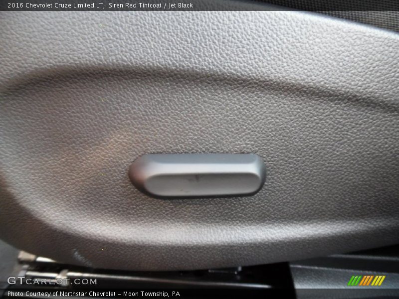 Siren Red Tintcoat / Jet Black 2016 Chevrolet Cruze Limited LT