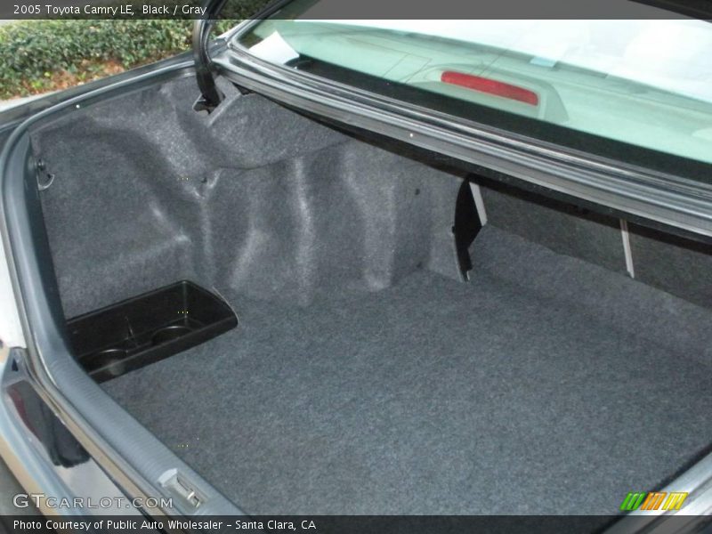 Black / Gray 2005 Toyota Camry LE