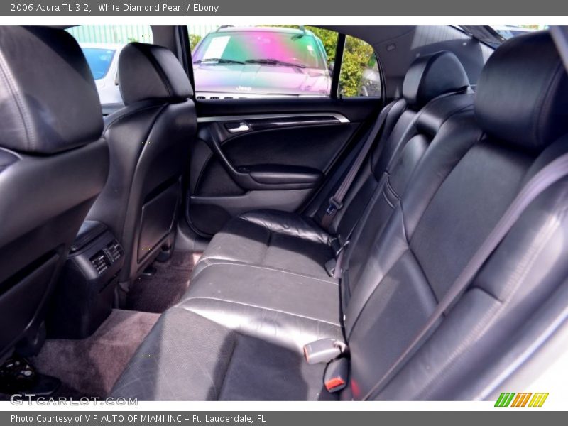White Diamond Pearl / Ebony 2006 Acura TL 3.2